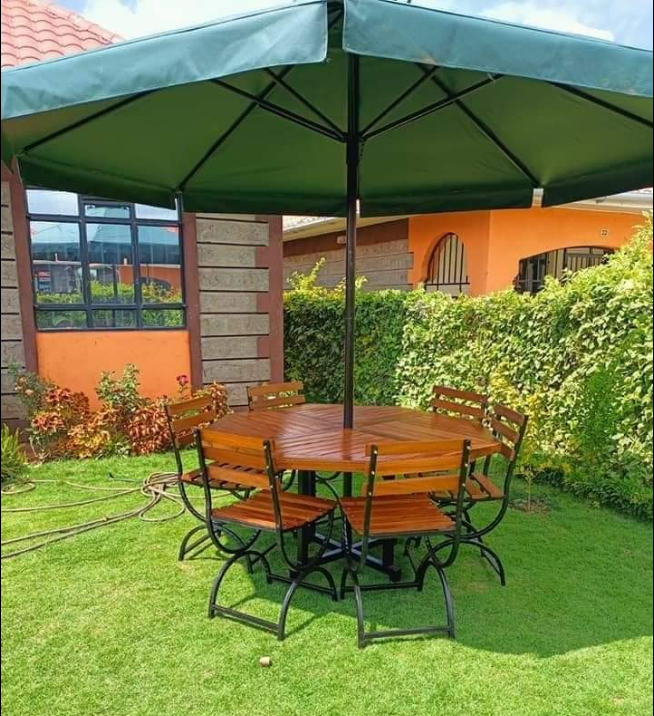 Outdoor Outdoor Patio Furniture Set Table &amp; 6 Chairs with Canvas Umbrella