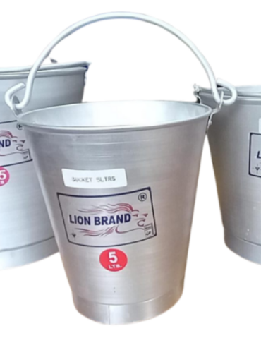 Lion Brand Bucket 10 Litres