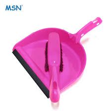 Dustpan and hand brush set: SIZE:31x21CM (1322-SET)