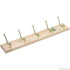 Multipurpose Wooden hook set of 6. Comes with screws. Size 59x6.5cm (156944)