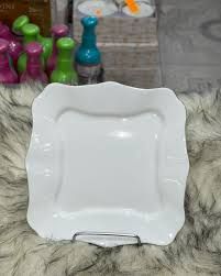 KitchenPro 9 Inch Glass Dessert Plate with Wavy Edge (11946)