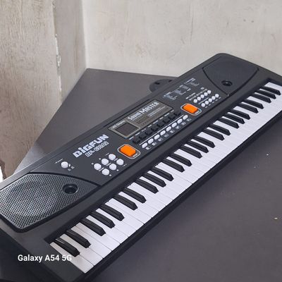 21-Key Electronic Keyboard