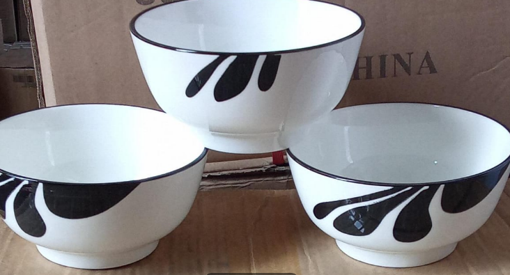 Ceramic 6pcs Porcelain Bowls with Intricate Pattern (17780)