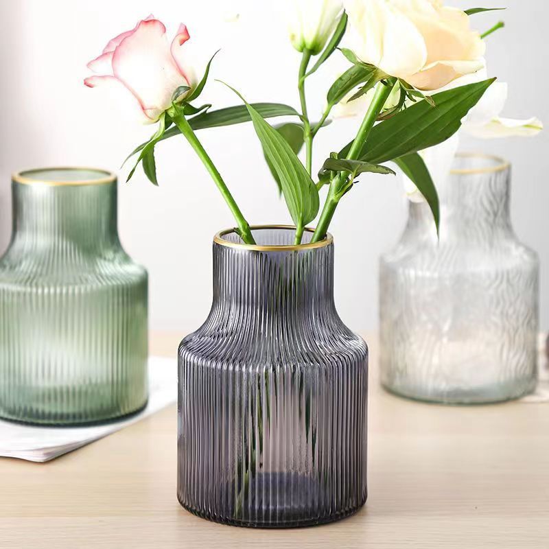 Flower vase glass medium size 19cmx11cm #CHA157