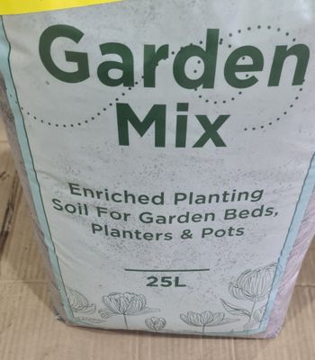 Garden Soil mix Compost 25kg enriched planting soil for gardens, beds, flowerpots