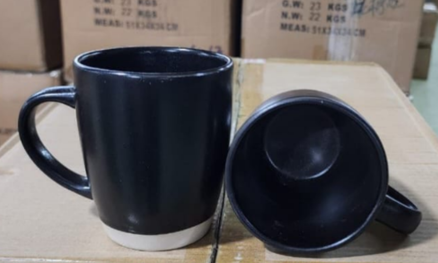 Porcelain Mug 414ml Black with Bottom Ream