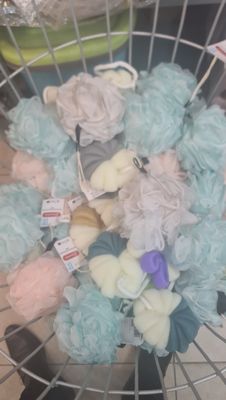 Ess Multi colour Bath Scrub Ball