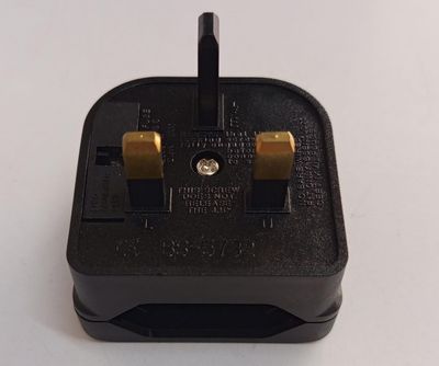Illumat 2 pin to 3 pin 13AMP Top Plug
