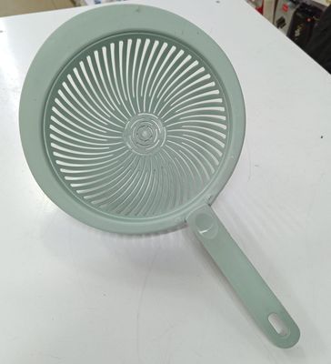 Goldex strainer With handle 19cm #71186 Plastic Colander
