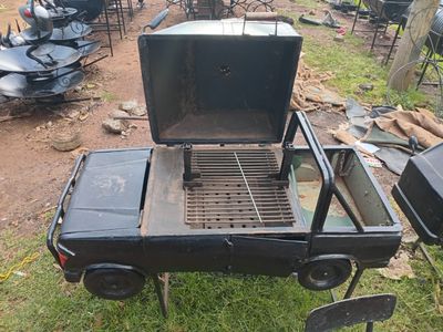 Unique Car-Shaped Barbecue Grill 120cm - Made in Kenya Unique Car-Shaped Barbecue Grill 120cm - Made in Kenya