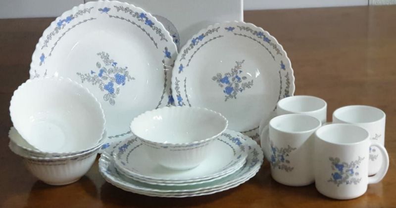 RedBerry 16pc Dinner set white &amp; flowers 1057