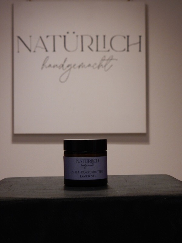 Sheakörperbutter Lavendel im Glastiegel, klein 60ml