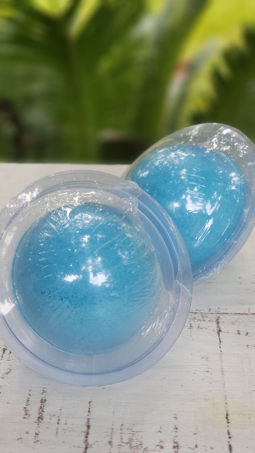 Blue Ocean Foaming Bath Bomb