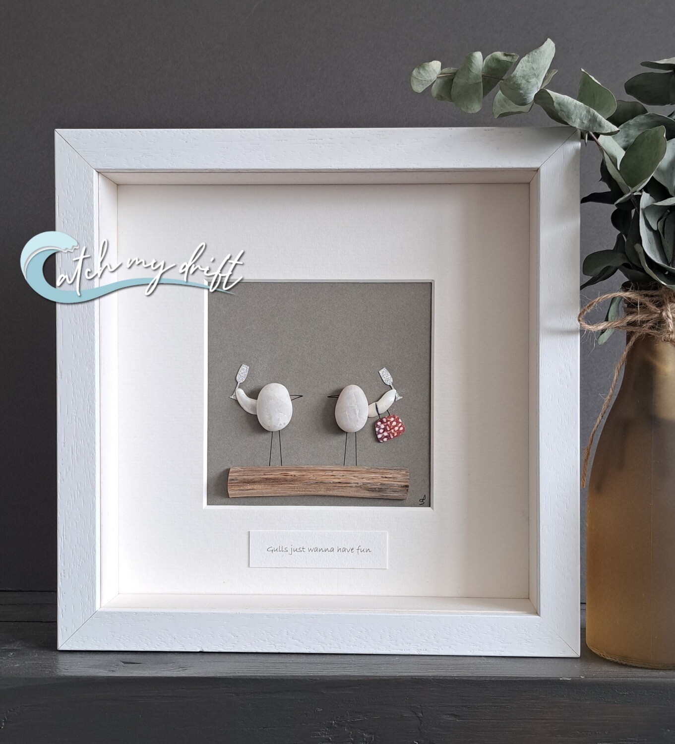 Gullfriends | 2 birds with champagne | Irish Pebble Art | Birthday | Friendship