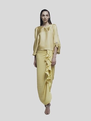 BATWING TOP WITH DRAPED PLEATED SKIRT BATWING TOP WITH DRAPED PLEATED SKIRT
