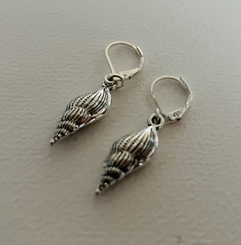 Oorbelletjes Schelpjes