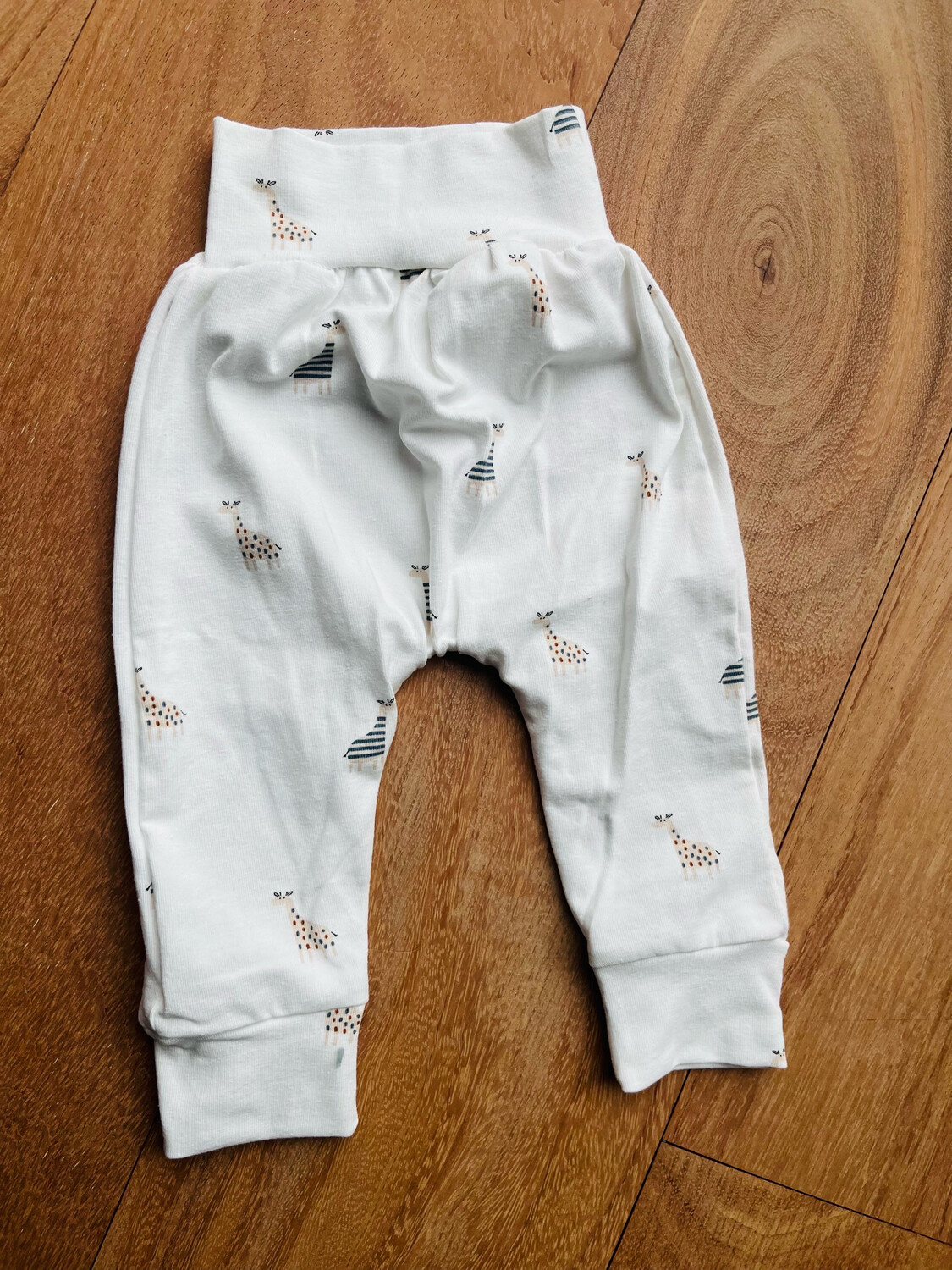 Babybroekje Giraffe ? 68
