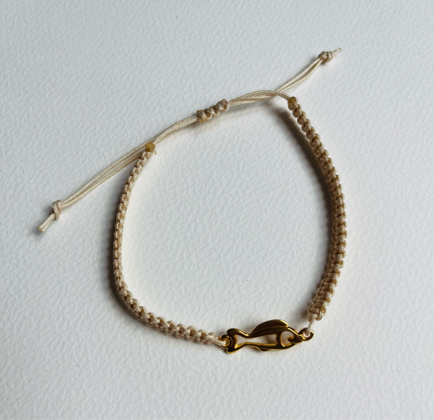 Macramé Armbandje Gold ?