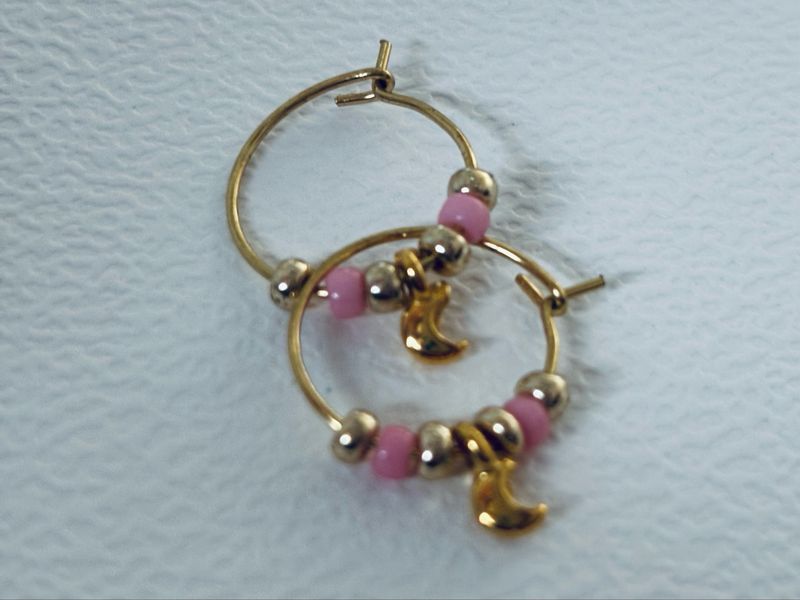 Oorbellen roze goud ?