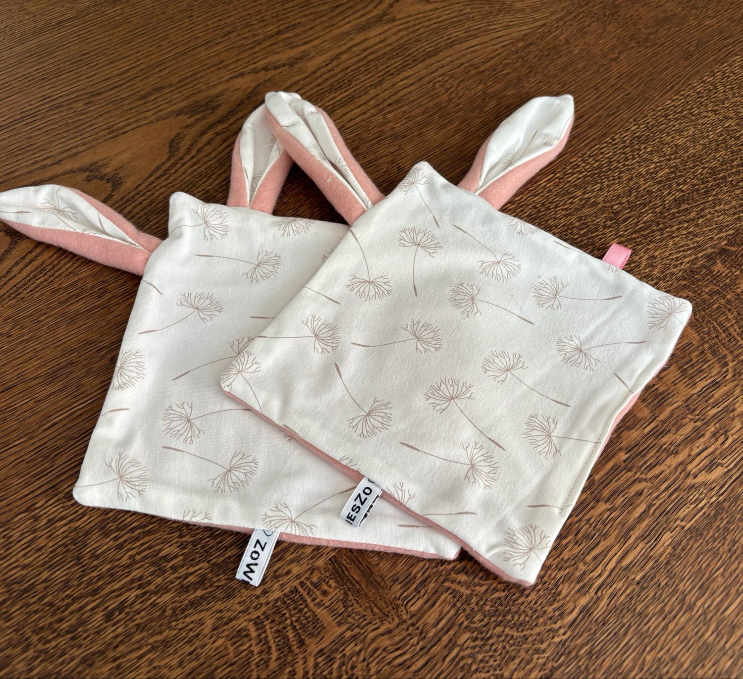 Konijn knuffeldoekje roze blaasbloem