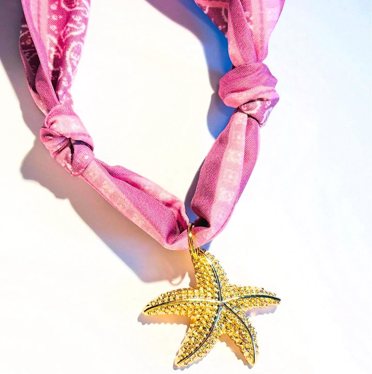 Bandana ketting zeester ?