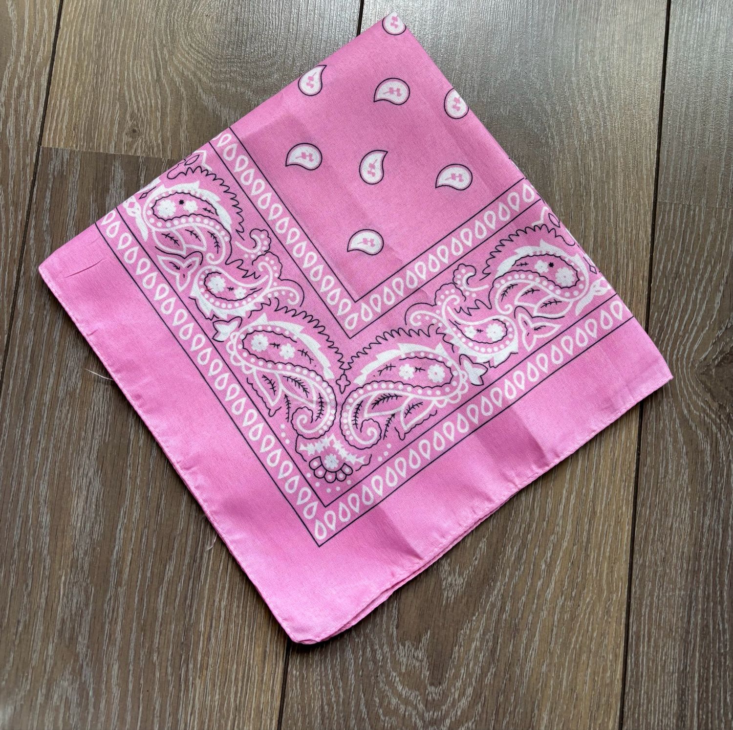 Sjaaltje Paisley roze ?