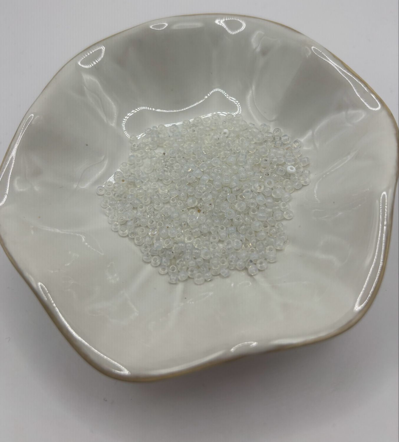 Rocailles 2mm wit doorzichtig 50gr