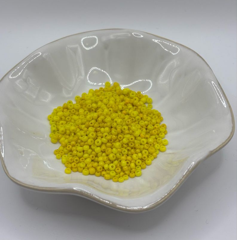 Rocailles 2mm geel 50gr