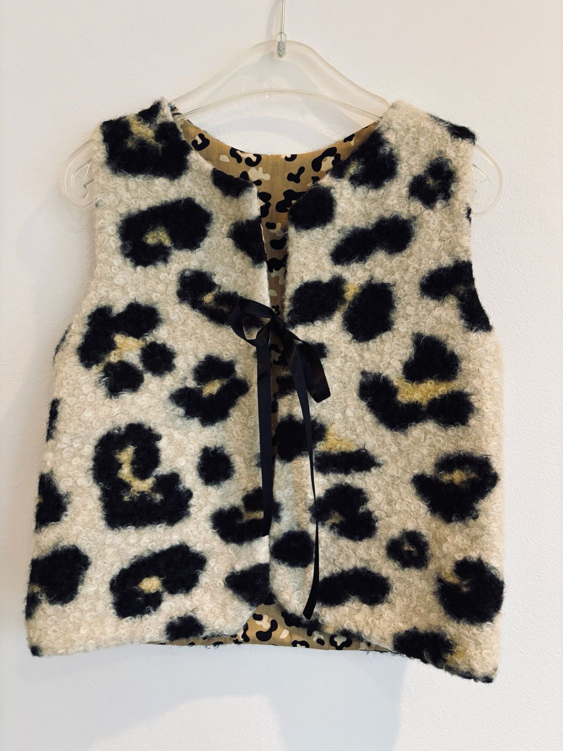 Bontgilet panter ? maat 98