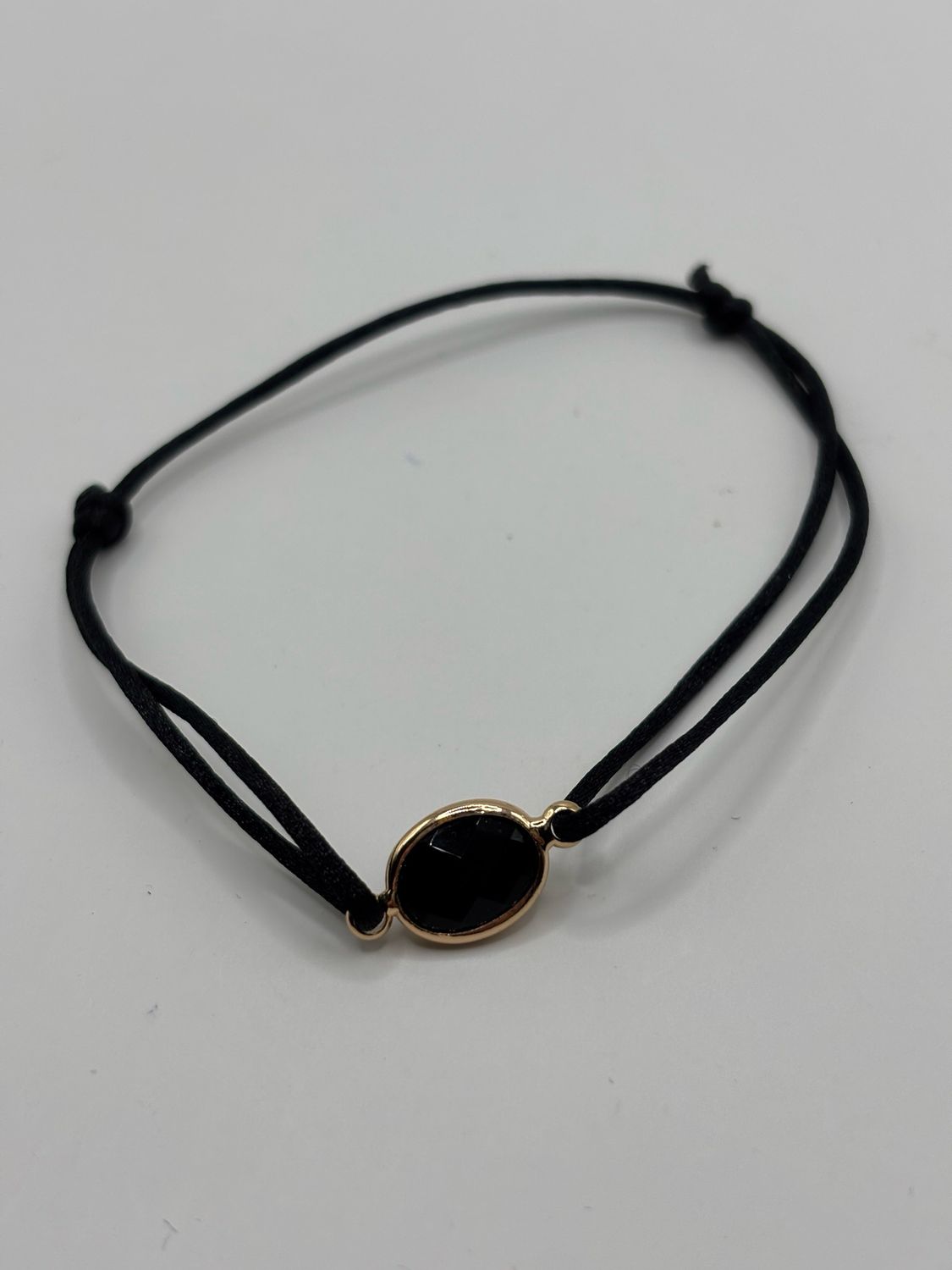 Satijnarmbandje black stone