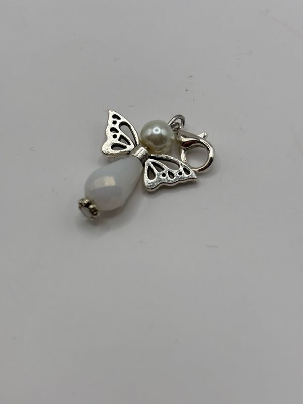 Engeltje ?? wit zilver