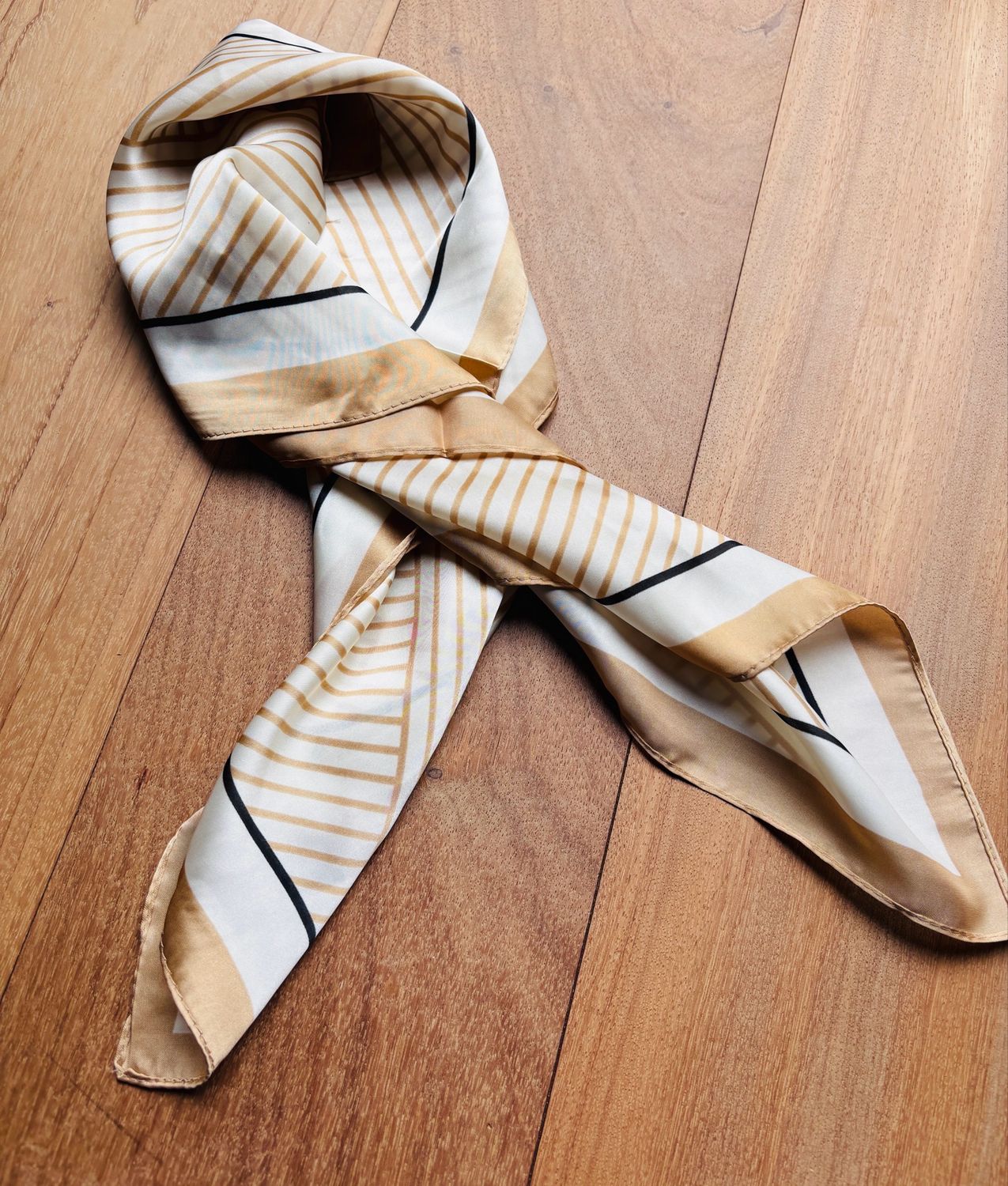 Sjaaltje beige