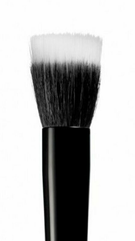 Special effect finishing brush