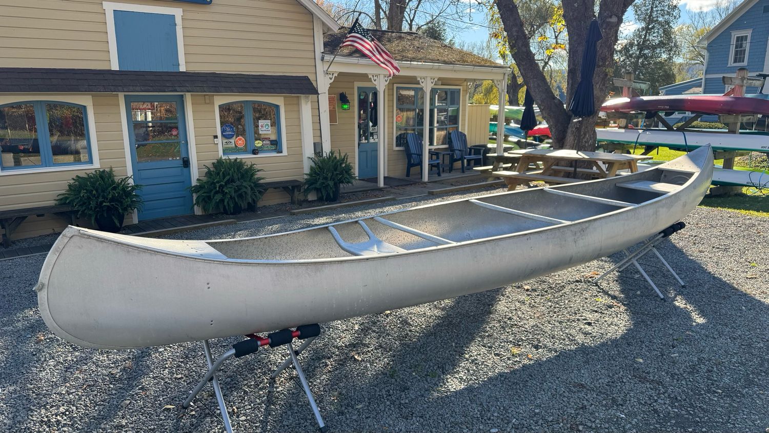 Used Grumman 17 STD Aluminum Canoe