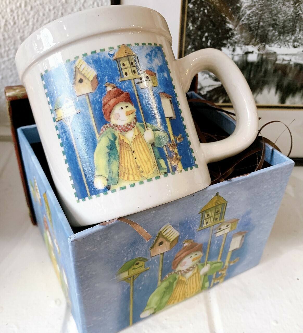 Snowman Mug Birdhouse in a box