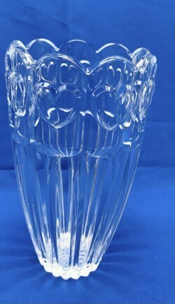5th Avenue Sweetheart Crystal Vase 7 1/2"