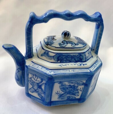 Vintage Porcelain Teapot White/Blue Made in China