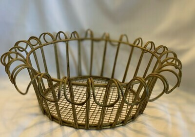 Gold Wire Basket 9 1/2" x 3"