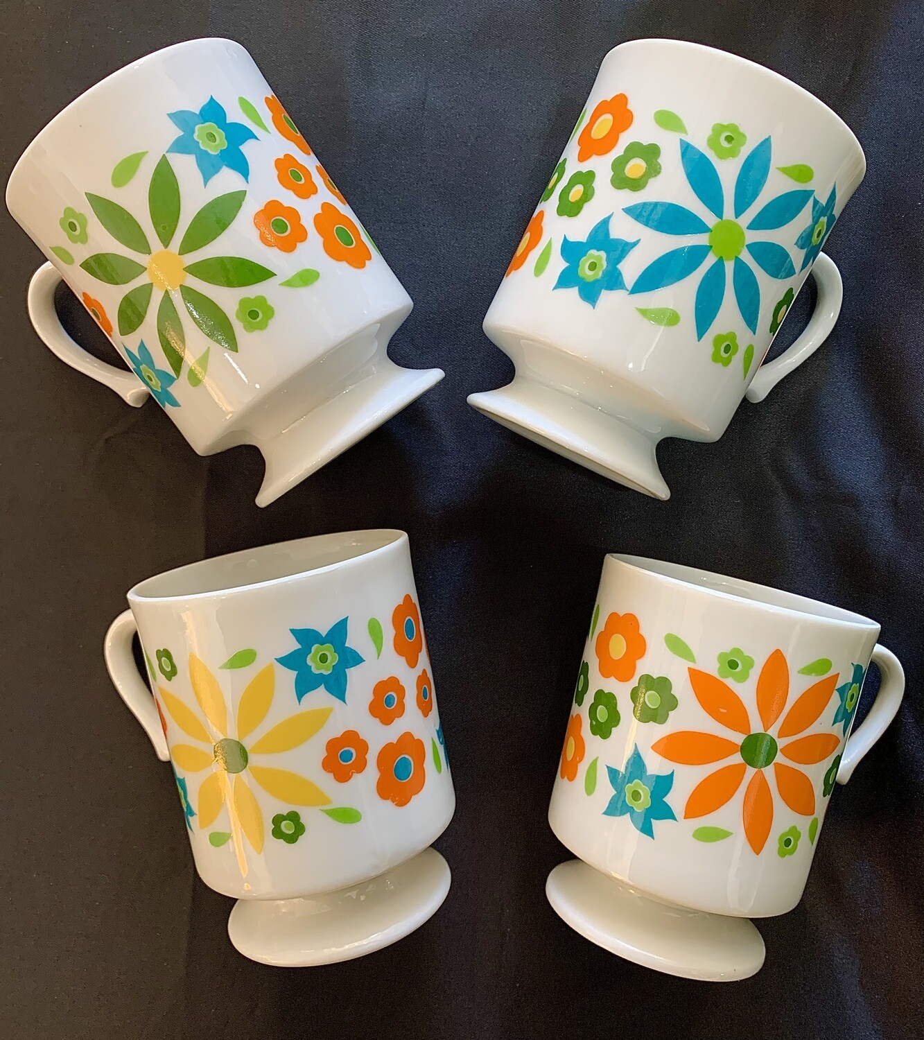 Mid Century Modern Colorful Flower Mugs (4)
