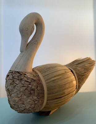 Vintage Straw And Wood Duck Statue 1970s 19” x 14”