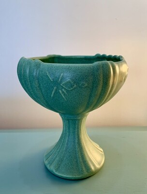 Vintage McCoy USA Pottery Corinthian #2002 Pedestal Planter Matte Green Speckled 