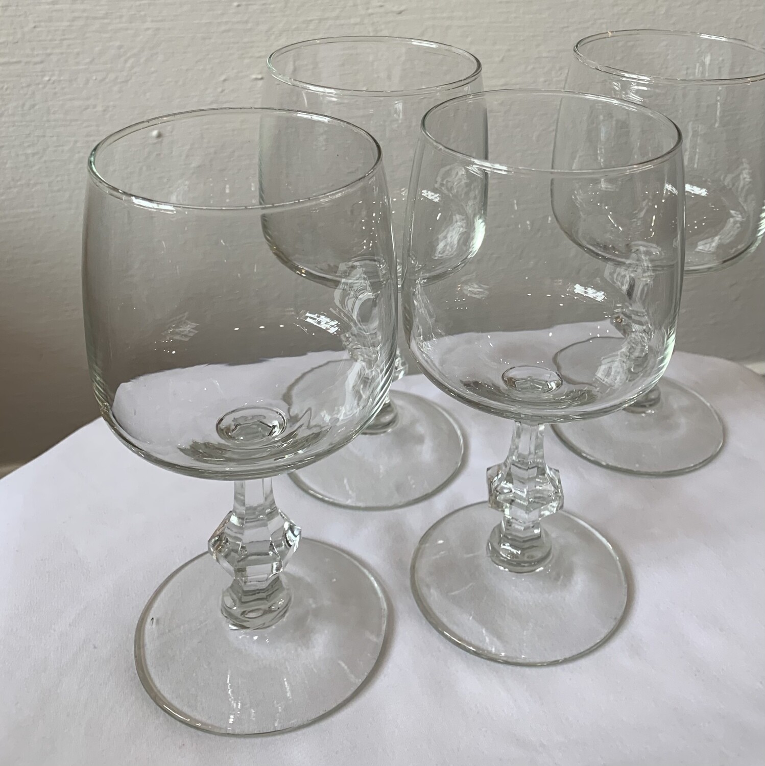 Vintage Wine Glasses 6" 