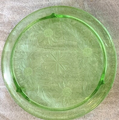 Three Footed Green Jeanette Sunflower Pattern Green Depression Glass Cake Plate (1930's) 9 7/8"
