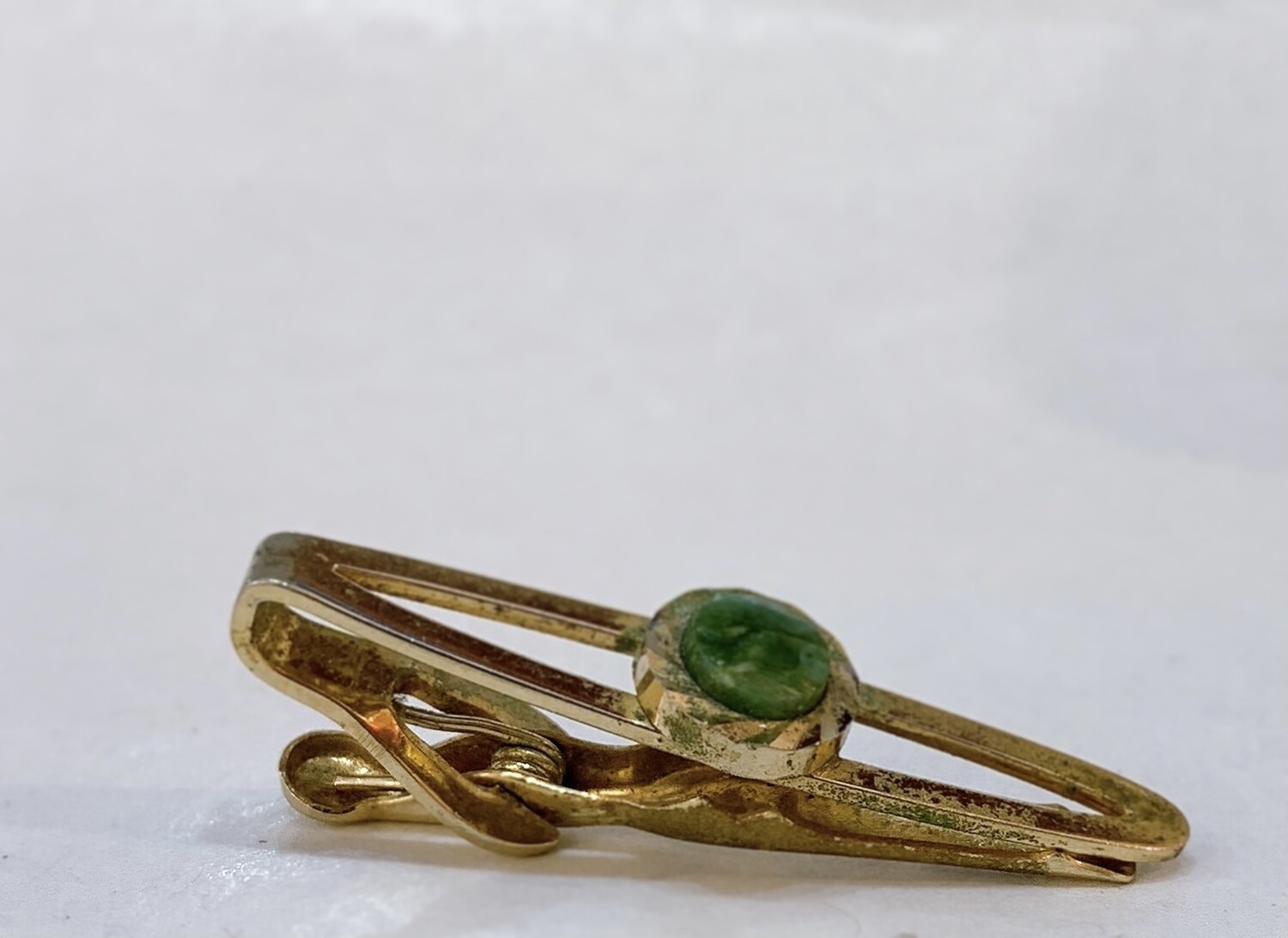 Vintage Swank Tie Clip Bar with Jade Green Stone 