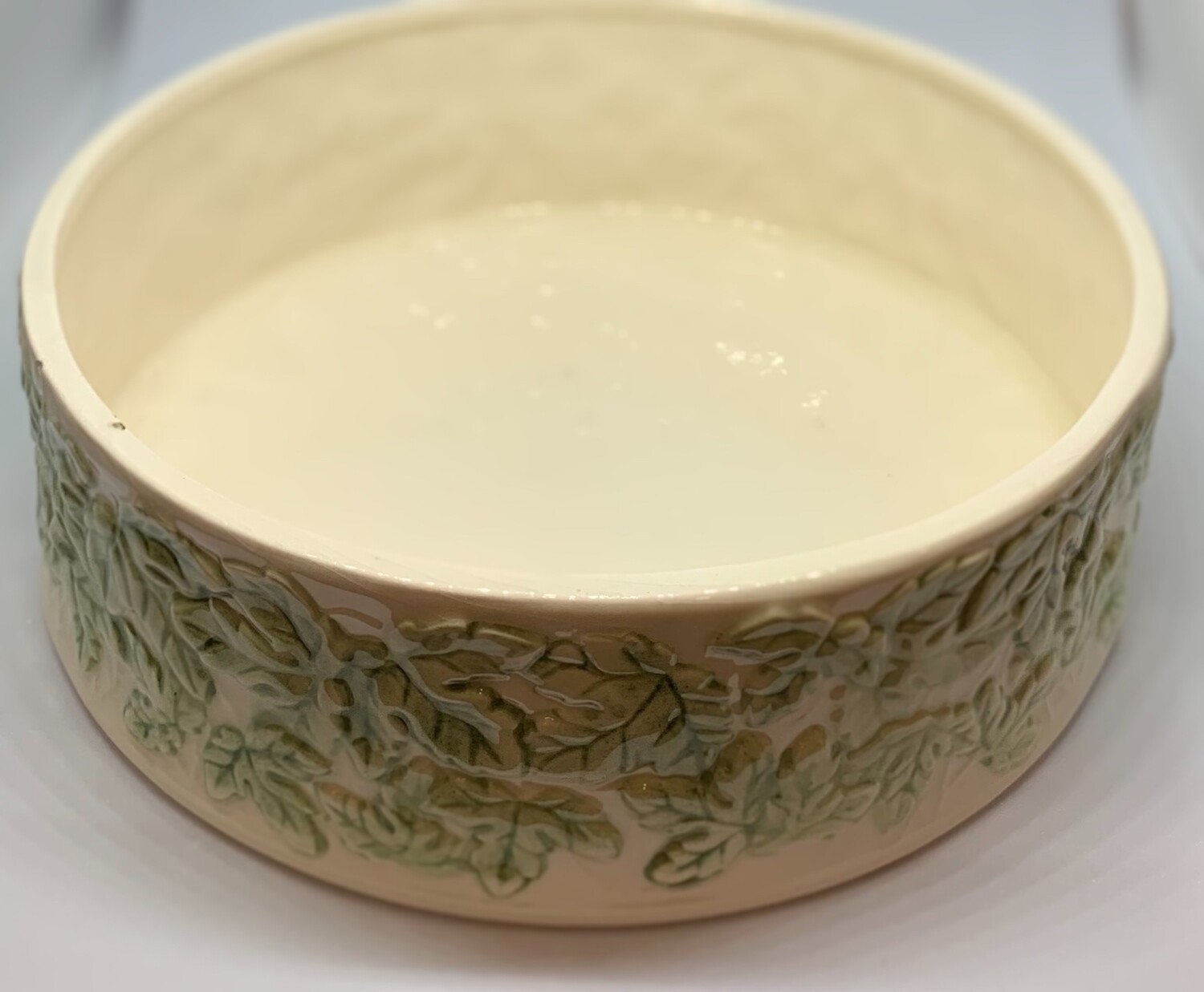Mid-Century Ceramic Holland Mold Green Leaves Bowl