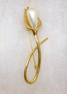 Gold Pearl Flower Brooch  3”