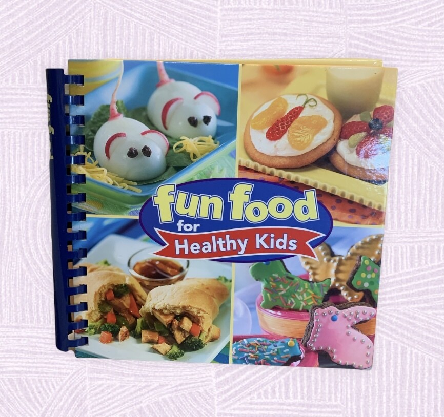 Fun Food for Healthy Kids by Publications International Ltd