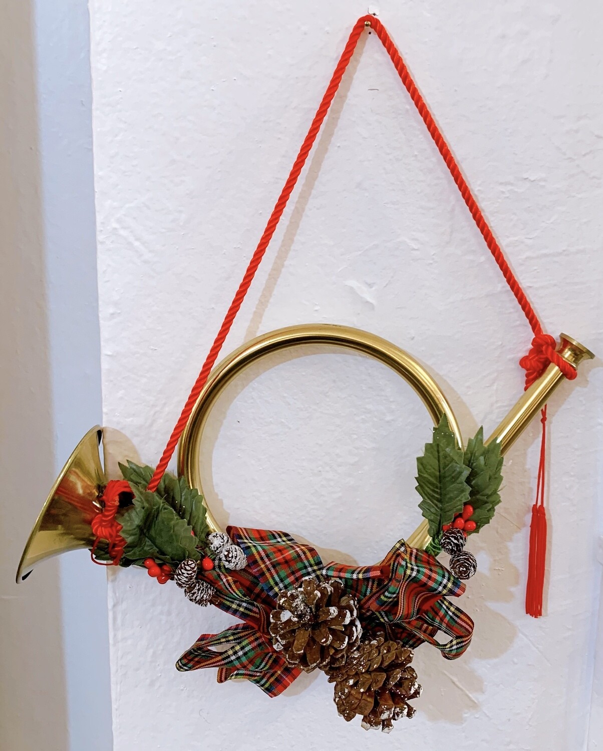 Christmas Horn Wall Hanger