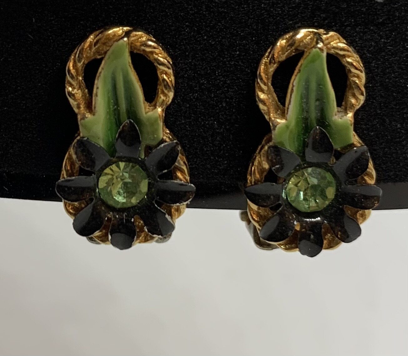 Vintage green gold tone Clip on Earrings 