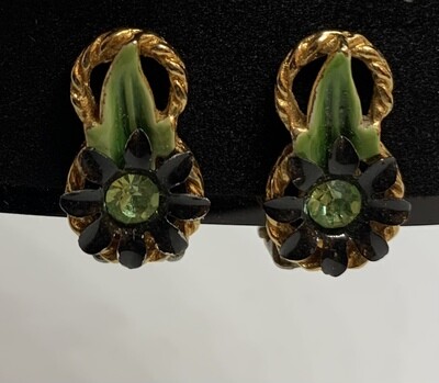 Vintage green gold tone Clip on Earrings 